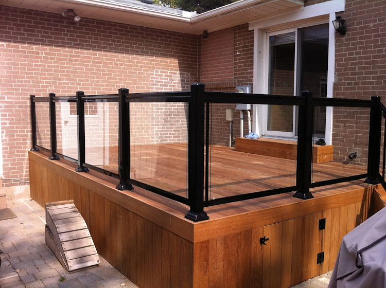 New glass railings on deck in Scarborough. Style GR1.