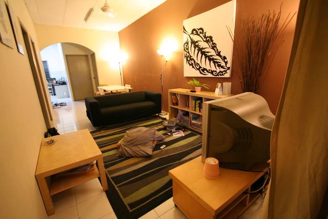 WARNA HIASAN Tips Dekorasi Bagi Rumah Flat atau Apartment