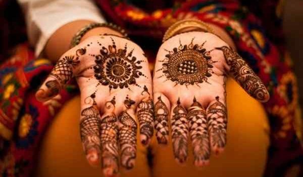 Mehndi - A beleza da tatuagem de Henna 