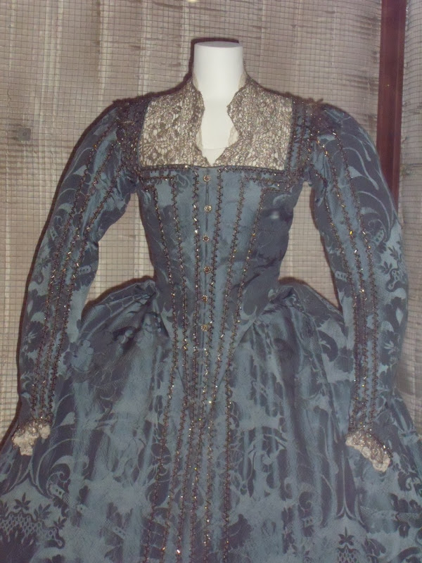 Cate Blanchett's Elizabeth The Golden Age film costume