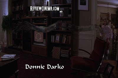 <img src="Donnie Darko.jpg" alt="Donnie Darko Donnie dapat melihat gelombang tujuan setiap orang">