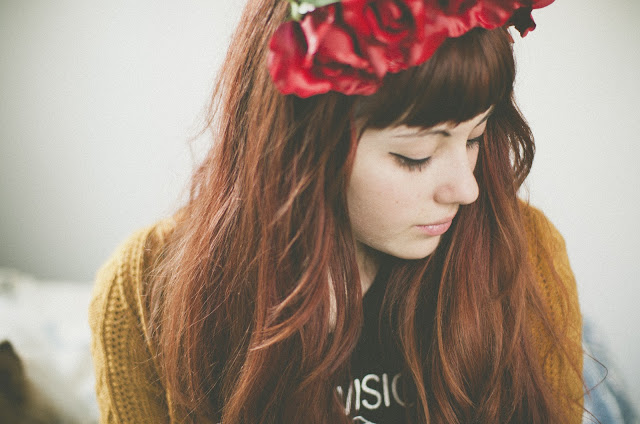 flower, crown, red, rose, redhead, bangs, fringe, liquid eyeliner, sweater