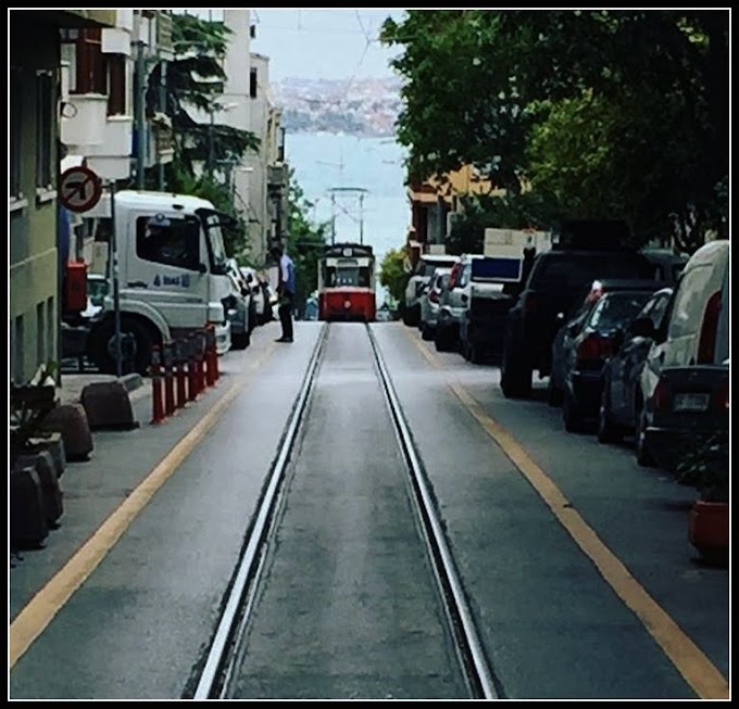 bazı şeyler : 1- 6 seninle mutsuz ama bahtiyardım!