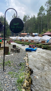 Rafting di Batu Pineus Riverside