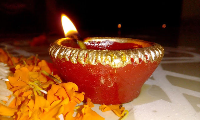 Happy Diwali diya image