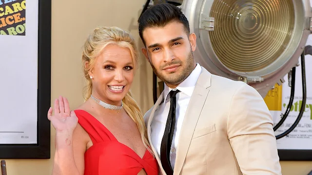 Britney Spears Reveals Heartache in Divorce from Sam Asghari: 'I Couldn't Take the Pain Anymore'
