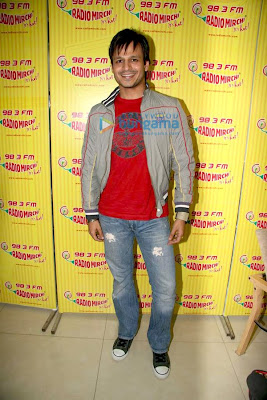 Vivek Oberoi promotes Prince on Radio Mirchi 98.3 FM image