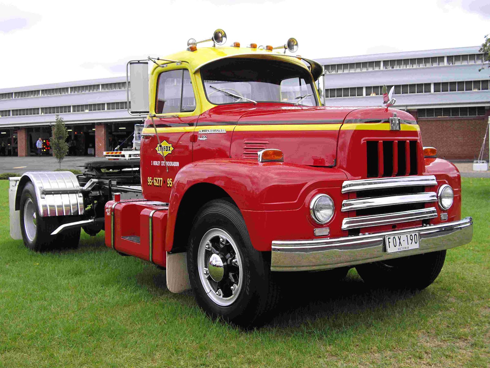 Historic Trucks: Melbourne International Truck Show 2012