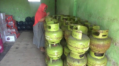 Distribusi Elpiji 3 Kilogram Dibatasi dan Mulai Langka, Pedagang Utamakan Penjualan Untuk Warga Sekitar