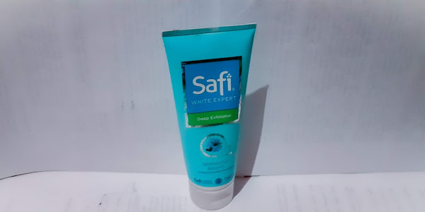 Safi White Expert Deep Exfoliator Scrub Wajah Terbaik