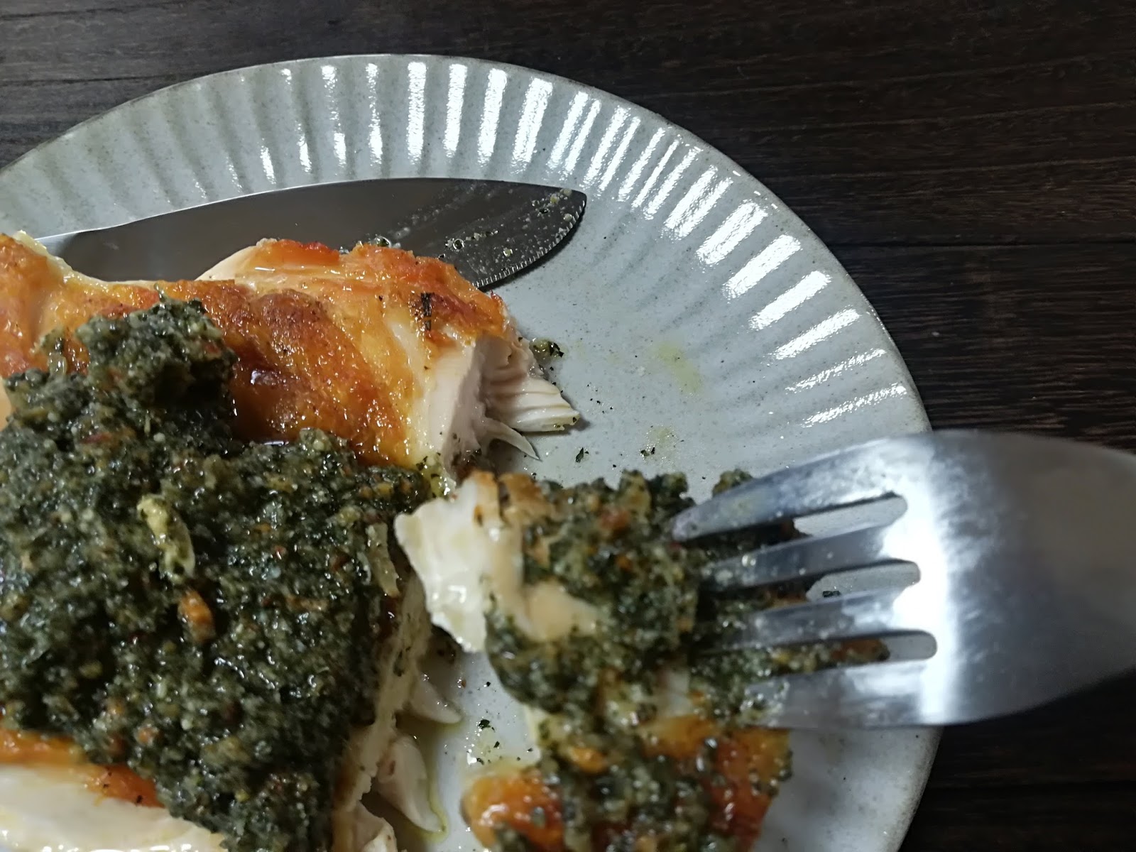 鶏胸肉とドライバジルジェノベーゼソース とりあえず料理してみよっか 鶏胸肉とドライバジルジェノベーゼソース とりあえず料理してみよっか