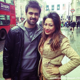 Harman Baweja & Bipasha Basu Spotted in London Unseen Pic's
