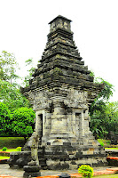 Gambar Relief Sejarah Candi Penataran Blitar - Candi Angka Tahun