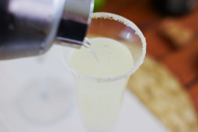 How to Make Champagne Margaritas image
