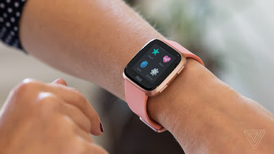 Miglior smartwatch Fitbit Versa specifiche caratteristiche prestazioni: RECENSIONE