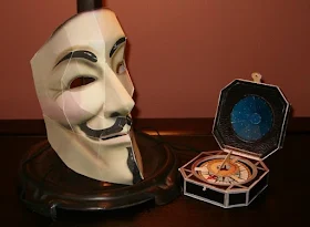 V for Vendetta Mask and Jack Sparrow Compass Paper Models