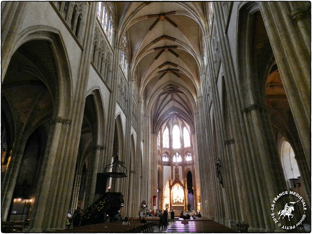 BAYONNE (64) - Cathédrale Sainte-Marie