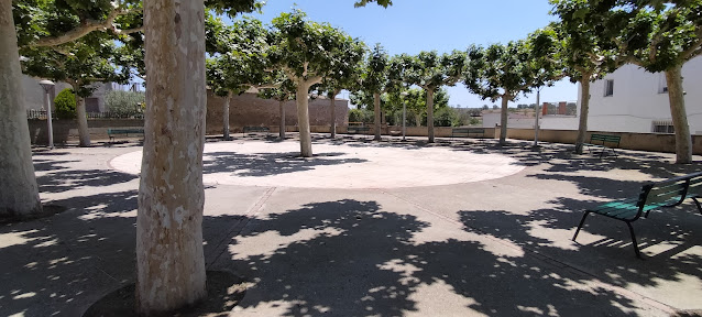 Plaça de Santa Maria de Montmagastrell