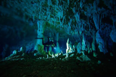 The Magnificent Blue Holes Of The Bahamas Seen On  www.coolpicturegallery.net