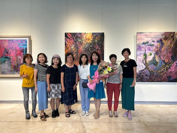 ▲彰化縣美術家接力展第113棒，共展出林純珠老師的72件精采油畫作品，展現她自創作以來累積的不同表現手法，歡迎民眾前來欣賞這些浪漫絢爛的油畫創作。（彰化縣文化局提供）