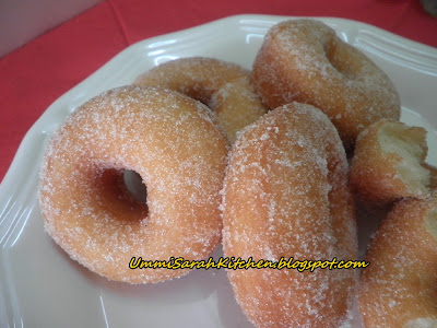 UmmiSarah Kitchen: Resepi : Donut