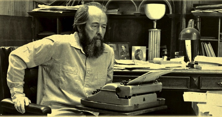 Alexander Solzhenitsyn, Ikon Perlawanan di Era Uni Soviet