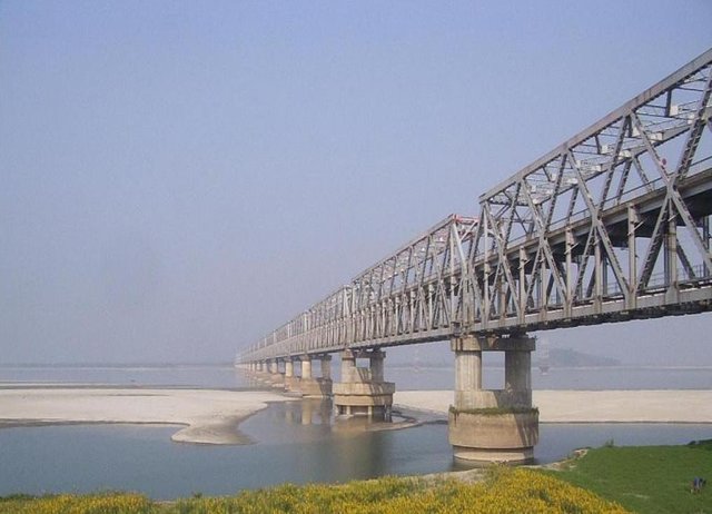  roadways as well as railways render tardily accessibility to unlike parts of the province Place to visit in India: Top Famous Indian Rail Cum Road Bridges 
