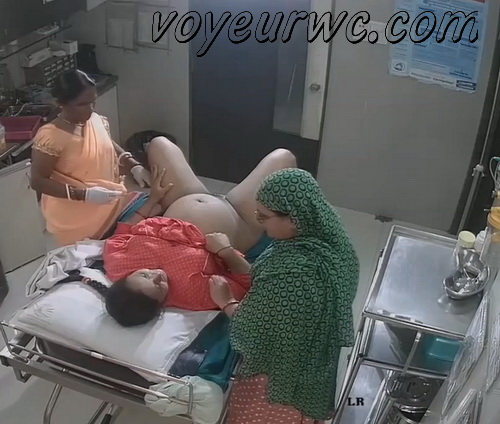 Women caught on spy cam in the maternity hospital (Indian maternity hospital 37-41)