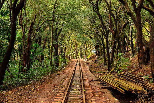 Matheran is a most famous and coolest Hill Station situated in Karjat Tahsil, Raigad District of Maharashtra, India. Matheran is the smallest hill station of India. It is located on the range of Western Ghats at height of 800 m (2625 Feet) above sea level. The name Matheran means either ‘Forest on Top’ or ‘Woodland overhead’.