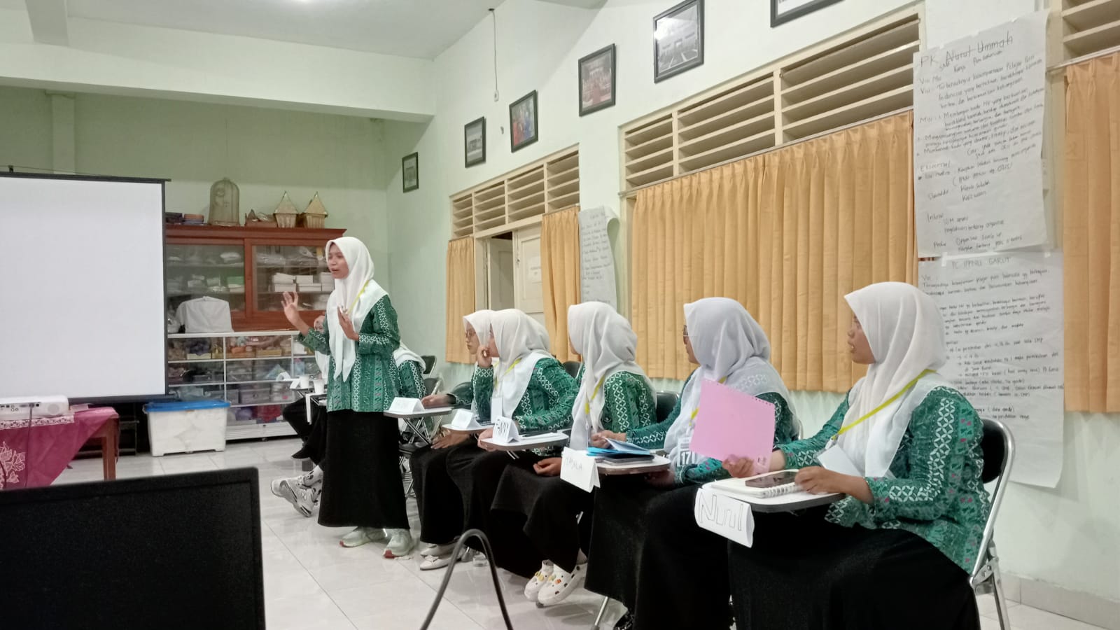 Lakut PW IPPNU DIY Lahirkan Pemimpin Perempuan Sambut Indonesia Emas 2045