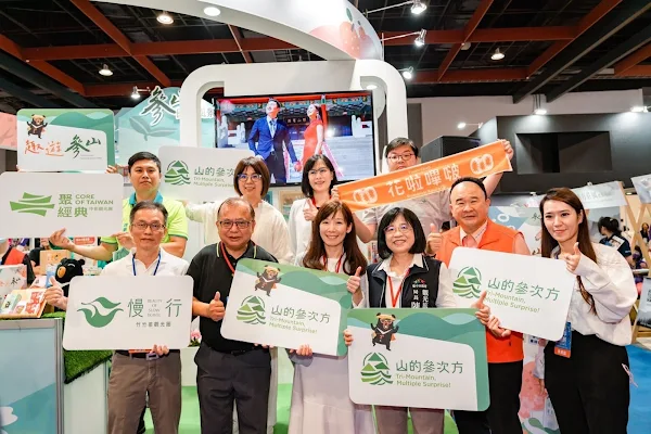 ▲這次參山處精心準備多項遊程及產品，並聯合台中觀旅展的滿額抽獎活動，民眾買了遊程或產品之外，還能再參加抽獎，有機會拿到雙人遊程與住宿券。（參山處提供）