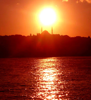 Sunset over the Golden Horn, Istanbul, Turkey. Photo by Bertil Videt 2003.