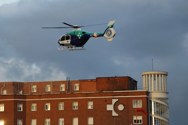 Helicóptero de emergencias en el hospital de Cruces