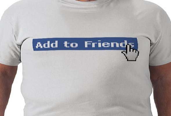 كيف تضيف أي شخص على الفيسبوك إلى قائمة أصدقاءك بسهولة حتى وإن قام