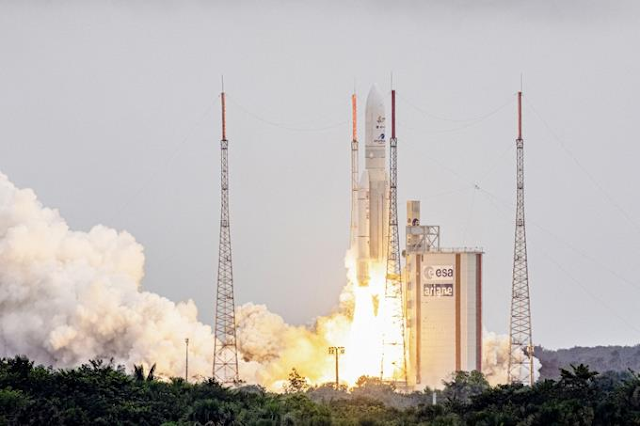 Despega el James Webb, el mayor telescopio jamás enviado al espacio