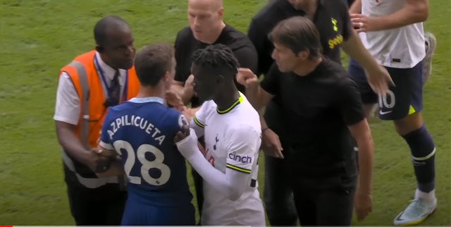 HOW TO #UNREAL SCENES! #Tuchel and Conte SQUARE OFF at full-time!  #Both managers red carded