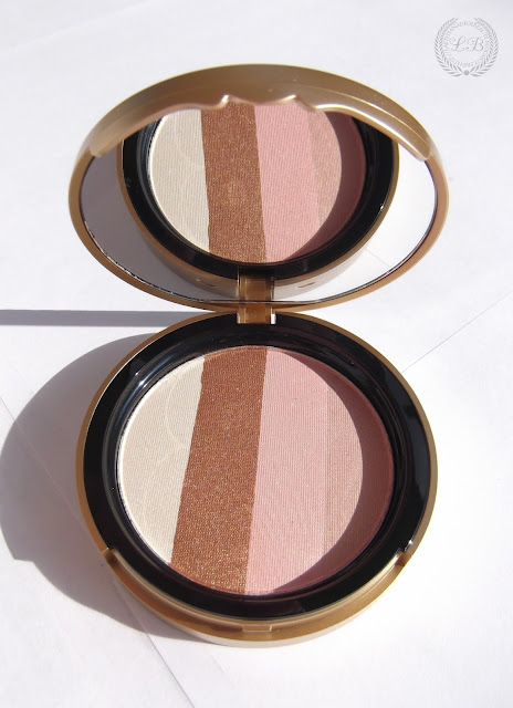 TOO FACED - Snow Bunny Luminous Bronzer.