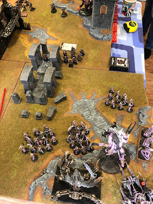 A narrative battle of Warhammer 40k between Space Marines and Chaos Daemons. 5000pts each side.