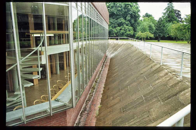 Facultad de Historia de Cambridge | James Stirling | Biblioteca histórica Seeley