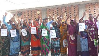 जौनपुर: ग्रामीणों ने लगाया कोटेदार पर घटतौली का आरोप  | #NayaSaveraNetwork