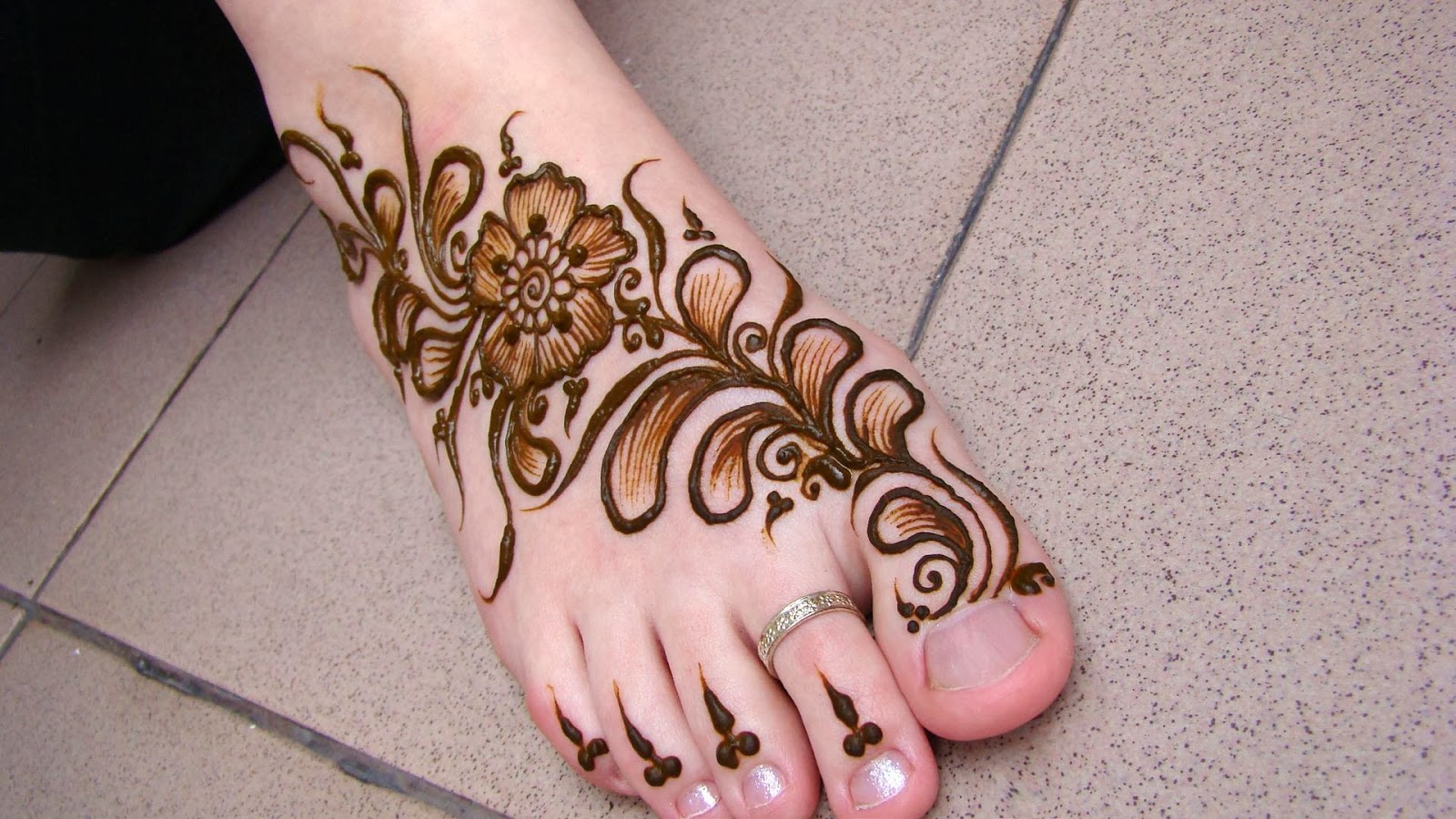 8 Amazing Mehndi Lucu Images Teknik Menggambar Henna Atau Inai