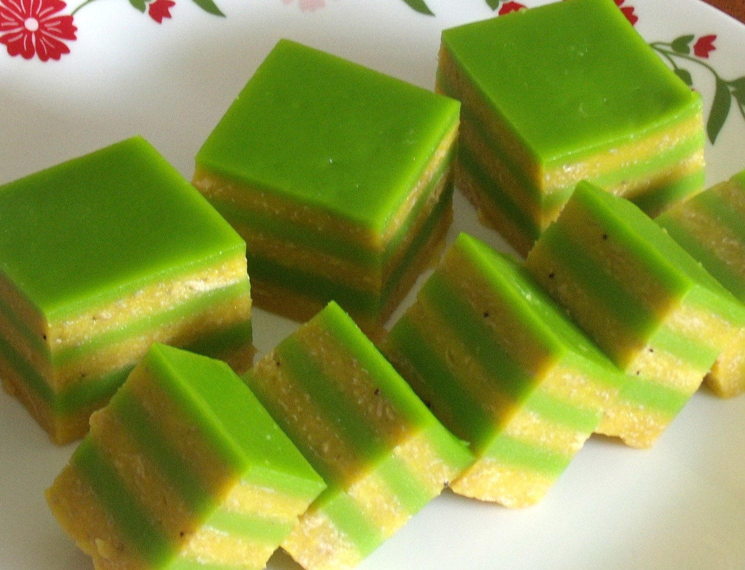 Kuih Lapis Sedap Lemak Dan Lembut Sukatan Cawan