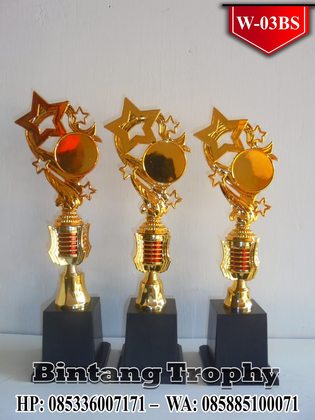  Piala  Wisuda Anak Tk Gambar  Piala  Wisuda Piala  Untuk Wisuda