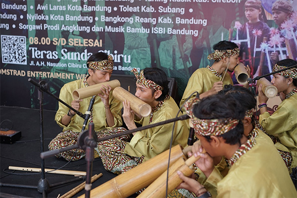 Komstrad Gandeng BPK IX Gelar Festival Musik Bambu Jawa Barat