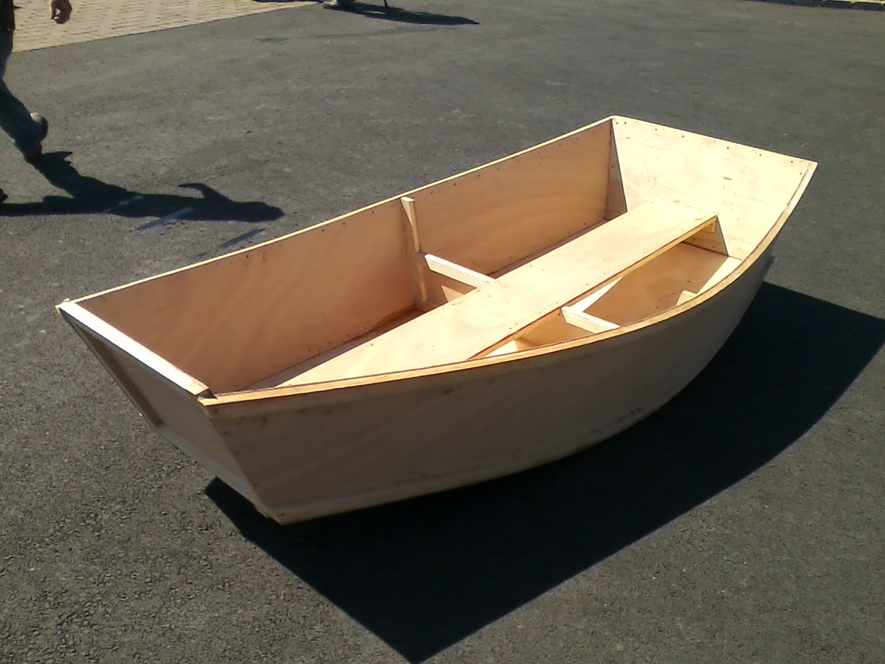 DoryMan: Family Boatbuilding