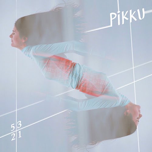 Artiste hors norme, Pikku sort 5,3,2,1 son premier album.