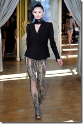 Emanuel Ungaro RTW Fall 2011 Runway Photos 21