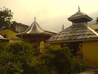 kullu india- raghunath temple- famous places in india