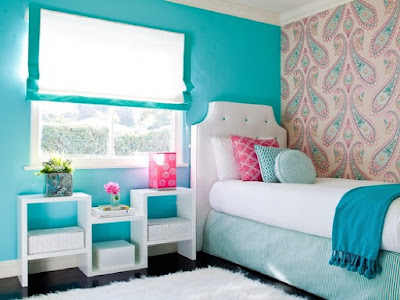 dekorasi kamar tidur anak perempuan warna biru yang besih dan rapi