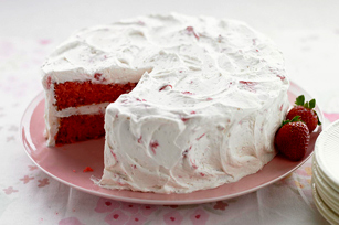 Strawberry Birthday Cake on Strawberry Cake From Kraft Foods
